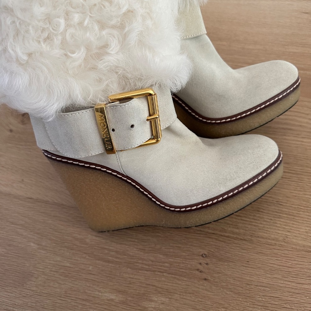 MONCLER REGINE EU 37  Shearling & Suede boots - Picture 7 of 7